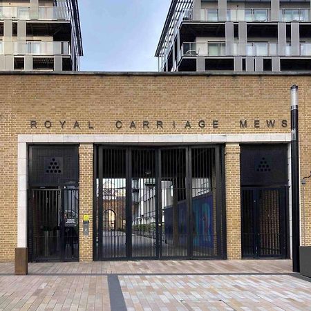 Apartamento Stylish 1-Bed Flat With Sofa-Bed In Londres Exterior foto